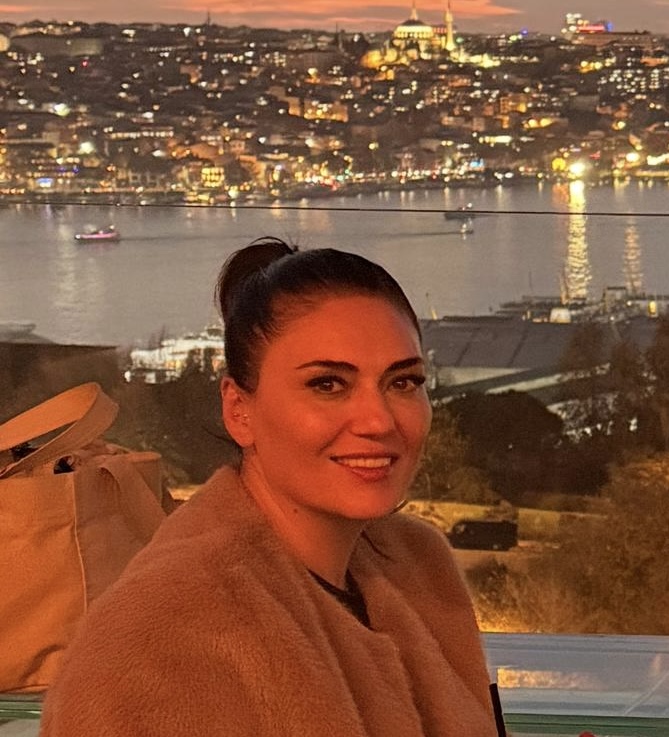 Nesrin Bayrakli Dipl. Kauffrau